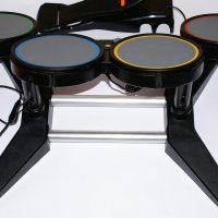 Xbox 360 Rock Band жични барабани в комплект с педал и палки, снимка 6 - Аксесоари - 40438973
