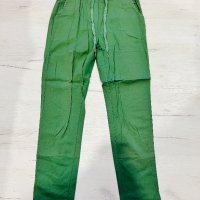 Зелен панталон размер С, снимка 2 - Панталони - 40751660