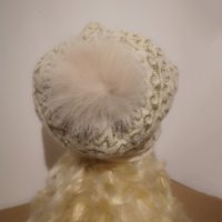 Нова шапка Вълна+Ангора с помпон дамска зимна, снимка 4 - Шапки - 31362517