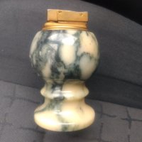 Запалка с поставка от алабастер, снимка 1 - Антикварни и старинни предмети - 29116951