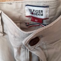 Tommy Hilfiger denim къс панталон, снимка 1 - Къси панталони - 39662986