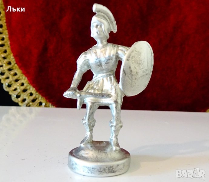 Калаена фигура Римски воин. , снимка 1