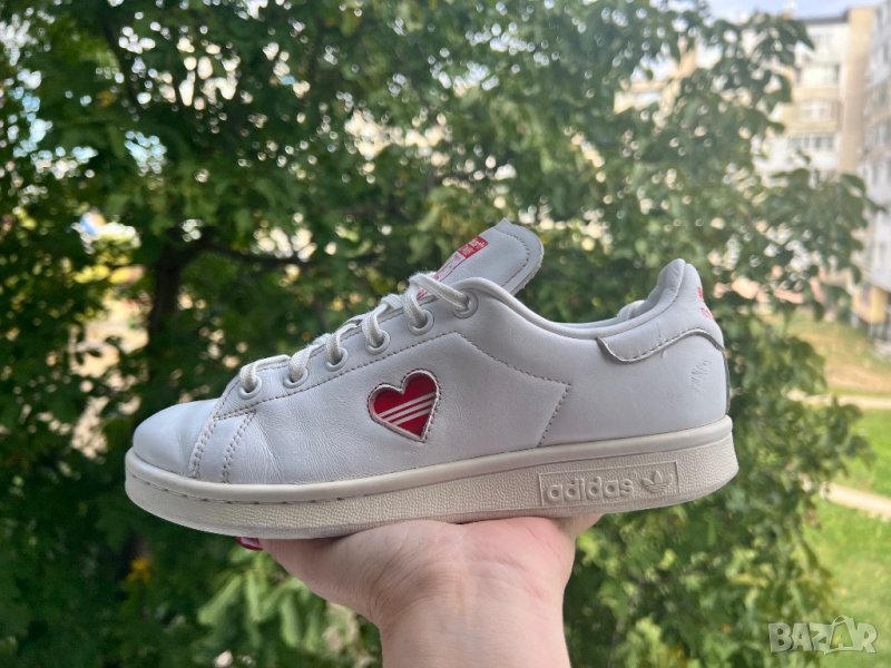 Adidas Stan Smith Red Heart — номер 37 1/3, снимка 1