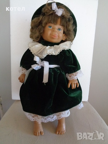 Продавам колекционерска кукла J. Mira, снимка 1