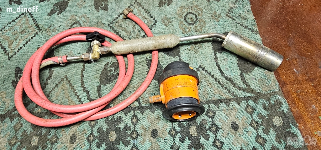 Газова горелка с маркуч и редуцир-вентил (регулатор), снимка 1