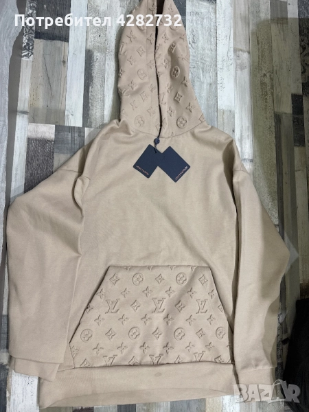Оригинален суичър на Louis Vuitton чисто нов с етикет , снимка 1