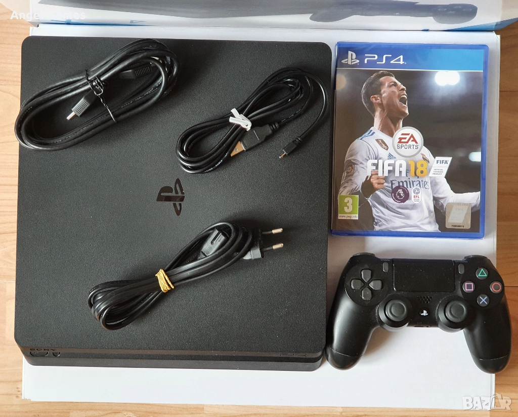 Playstation 4 Slim 500GB PS4 Плейстейшън конзола джойстик PS FIFA игра, снимка 1