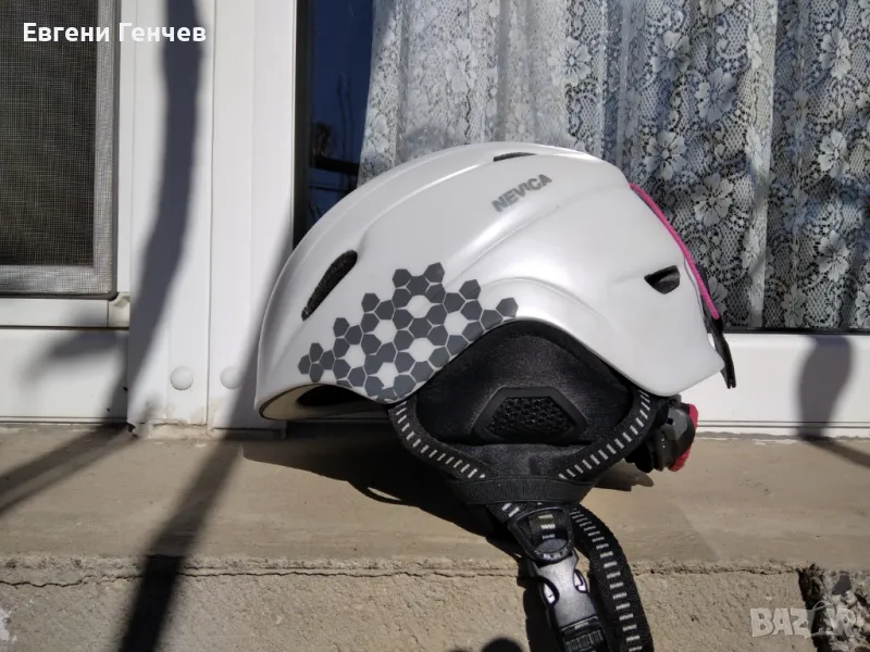 Каска Nevica, снимка 1