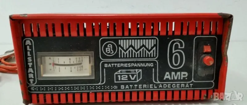 Немско зарядно устройство за зареждане на акумулатори 12V, снимка 1