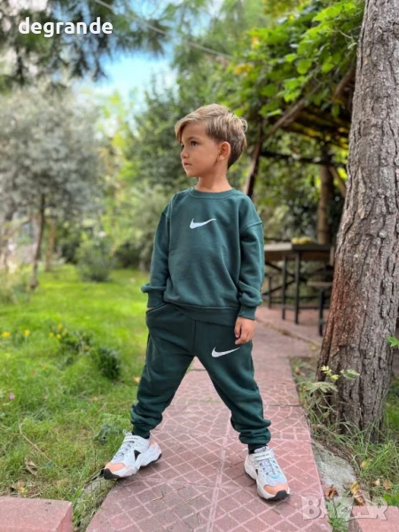 Памучен детски екип на Nike без вата Размери 9-10г , снимка 1