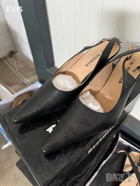 Продавам елегантни дамски обувки на ток Reindeer, снимка 1