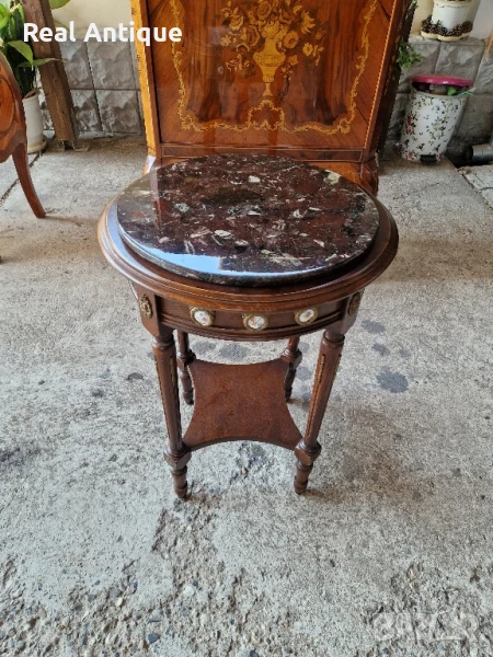 Страхотна антикварна френска дървена масичка с мраморен плот, снимка 1