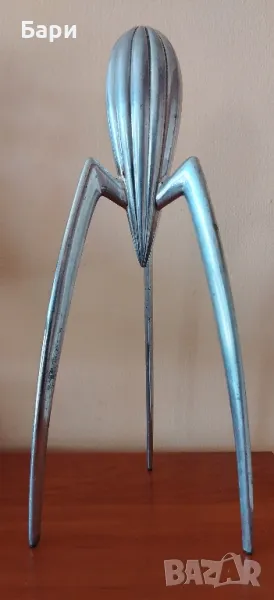 Дизайнерска сокоизстисквачка на Alessi Starck-Италия , снимка 1