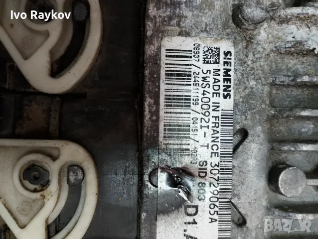 компютър двигател , ECU VOLVO V50  30729065A , 5WS40092I-T (SID803), снимка 2 - Части - 56057139