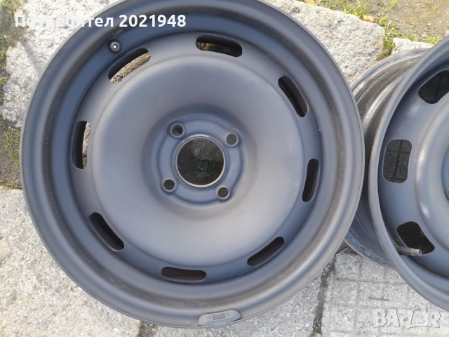    Продава две джанти за Пежо,Ситроен,15 цола,                                                      , снимка 2 - Гуми и джанти - 52538734