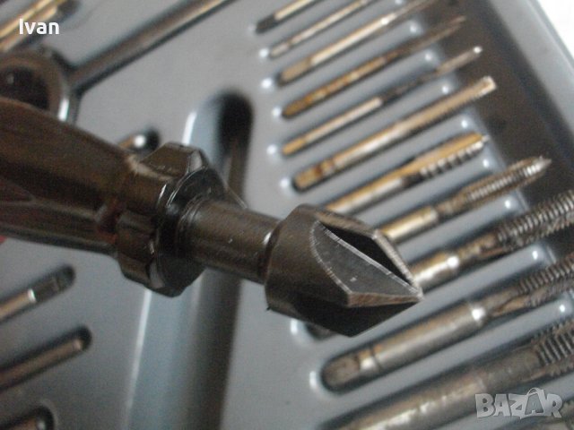 Старо Качество-ГДР-Комплект 58 части-Метчици/Плашки За Вътрешни/Външни Резби-Почти Нов-VEB-Altenburg, снимка 16 - Други инструменти - 40340556