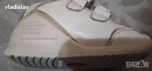 Обувки за Прохождане Biomecanics номер 18 почти не са носени нямат и 2 км :), снимка 4 - Бебешки обувки - 49548816
