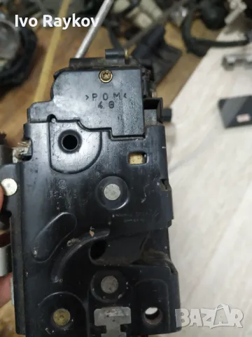 Предна Лява Брава , Ключалка Ауди A4 B6 - A6 C5 , 4B1837015G, снимка 4 - Части - 50273939