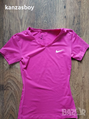 Nike Pro - страхотна дамска тениска р-р S, снимка 4 - Тениски - 51910771