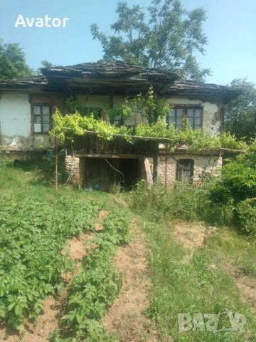 Продавам Стара автентична къща