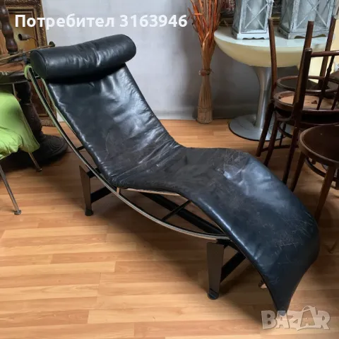 Cassina Le Corbusier LC4 шезлонг с черна кожа, снимка 5 - Дивани и мека мебел - 49127036