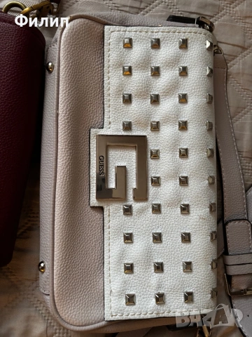 Чанти Guess, снимка 6 - Чанти - 53927483
