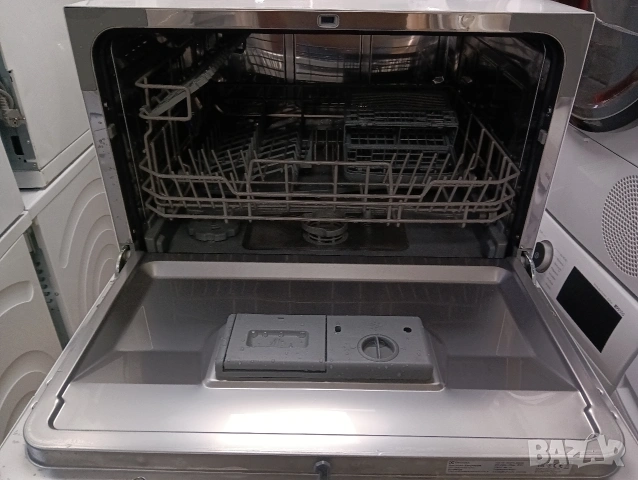 Малка свободно стояща съдомиялна кубче Elektrolux за 6 комплекта с 2 години гаранция!, снимка 9 - Съдомиялни - 53980034