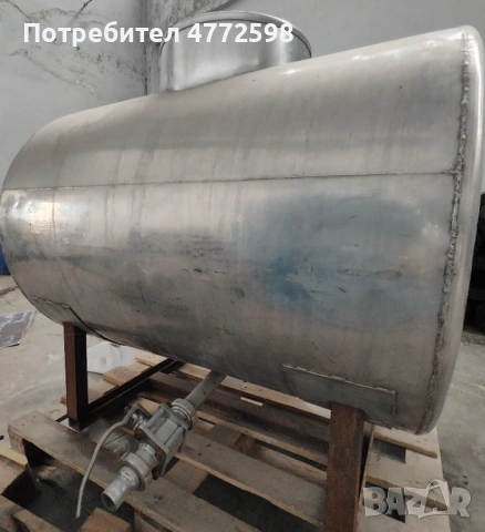 Хромникелов съд 300 литра