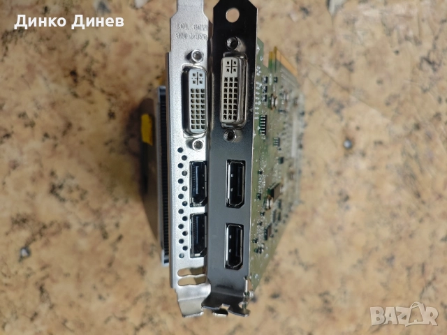 Видеокарта NVIDIA Quadro FX 1800, снимка 2 - Видеокарти - 52378260