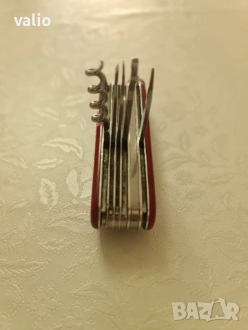 Оргинален нож victorinox , снимка 9 - Ножове - 50789727