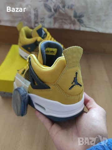 Nike Air Jordan Retro 4 Yellow Lightning Кецове Обувки Маратонки Нови Дамски Размер 39 Номер , снимка 3 - Кецове - 38604246