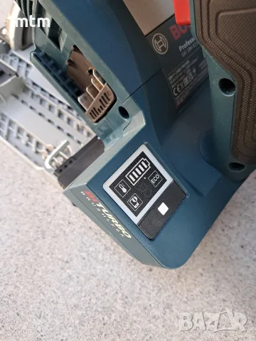 Акумулаторен циркуляр BOSCH, снимка 4 - Триони и циркуляри - 56103193