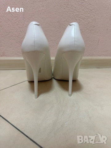 Дамски обувки, снимка 3 - Дамски обувки на ток - 54004102