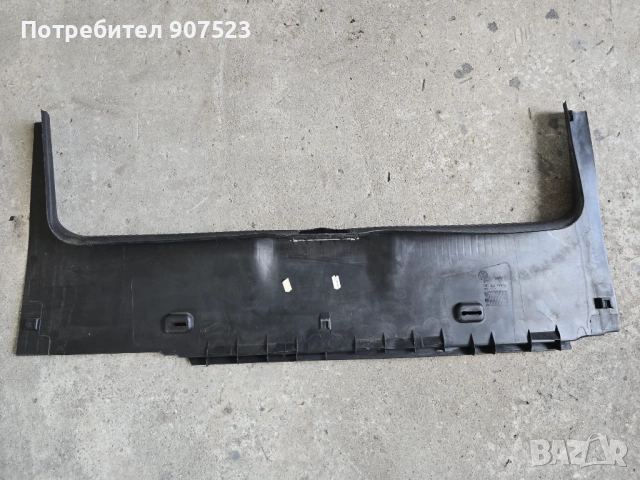 Интериорна кора в багажника за Фолксваген Голф 4 , снимка 2 - Части - 51680804