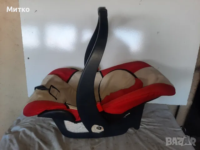 Бебешко столче тип кошница за кола