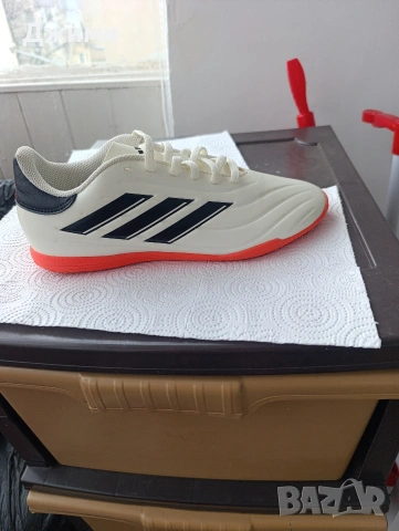 Обувки за зала Adidas COPA