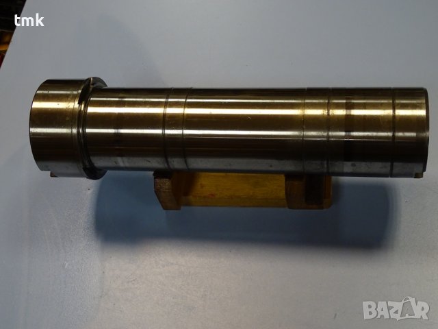 шпиндел за фреза ISO-50, снимка 2 - Резервни части за машини - 37033663