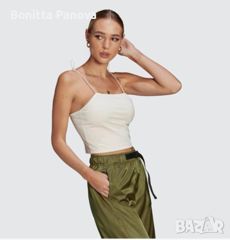 Топ Adidas, снимка 2 - Корсети, бюстиета, топове - 44742910