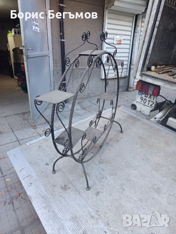 Цветарник от ковано желязо, снимка 4 - Градински мебели, декорация  - 52218992