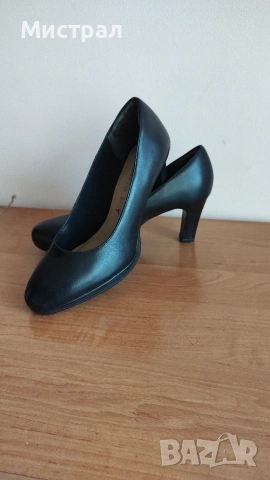 Нови обувките Tamaris 