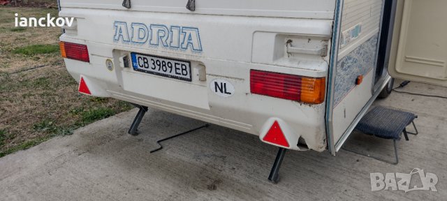 Каравана Adria Unica 462, снимка 12 - Каравани и кемпери - 42473098