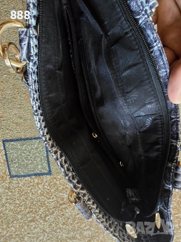 дамска чанта , снимка 4 - Чанти - 52943285