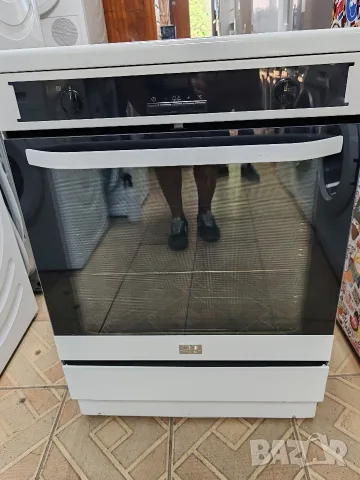 Свободно стояща печка с индукционни котлони Voss Electrolux с Pirolise и 2 години гаранция! , снимка 2 - Печки, фурни - 55731896