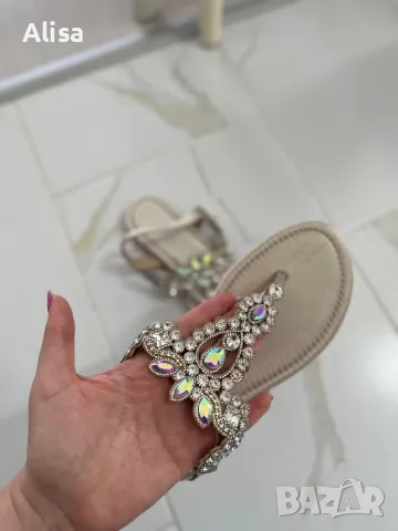 Чисто нови сандали, снимка 4 - Сандали - 47508361