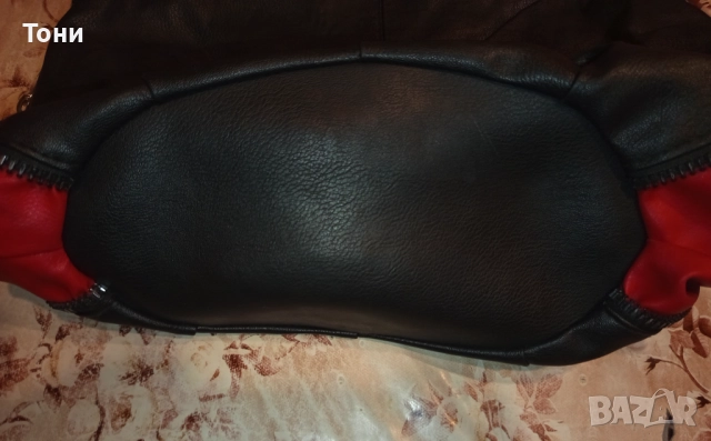Нова Кожена Дамска Чанта с Два Странични Ципа , снимка 11 - Чанти - 52418703