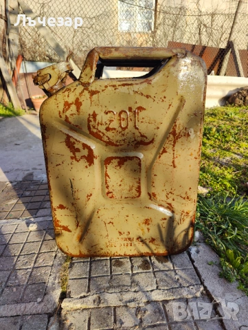 Желязна 20 л. Туба за гориво