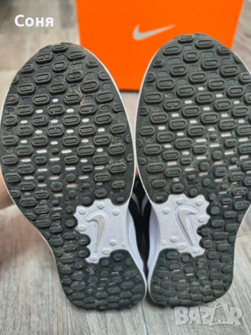 Детски маратонки NIKE-Унисекс.Номер 35., снимка 5 - Маратонки - 54233333