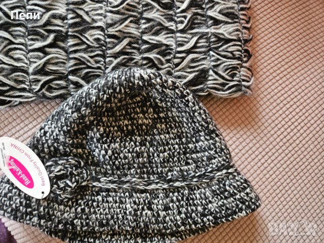 Комплект шапка и шал, снимка 2 - Шапки - 52554961