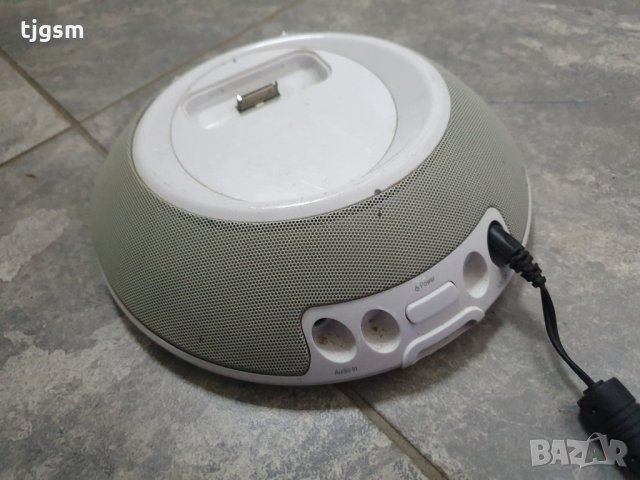 Док станция JBL OnStage IV 30-Pin iPod/iPhone Speaker, снимка 7 - Аксесоари за Apple - 33725895