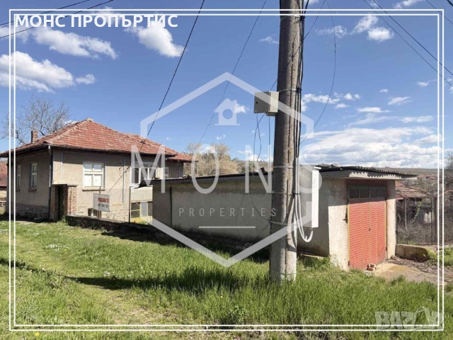  Къща  с двор и гараж в с. Сенник в близост до гр. Севлиево, снимка 2 - Къщи - 50110560